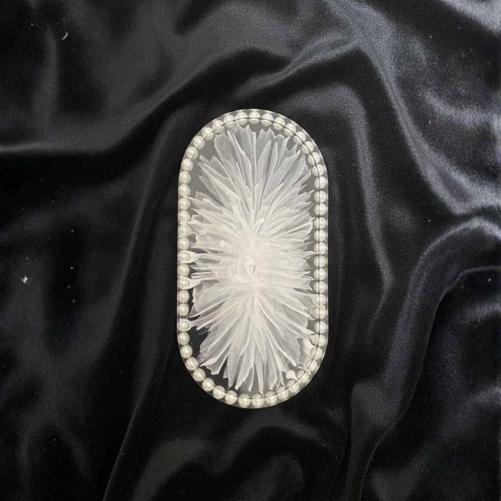 Handmade White Resin Pearl Vanity Tray