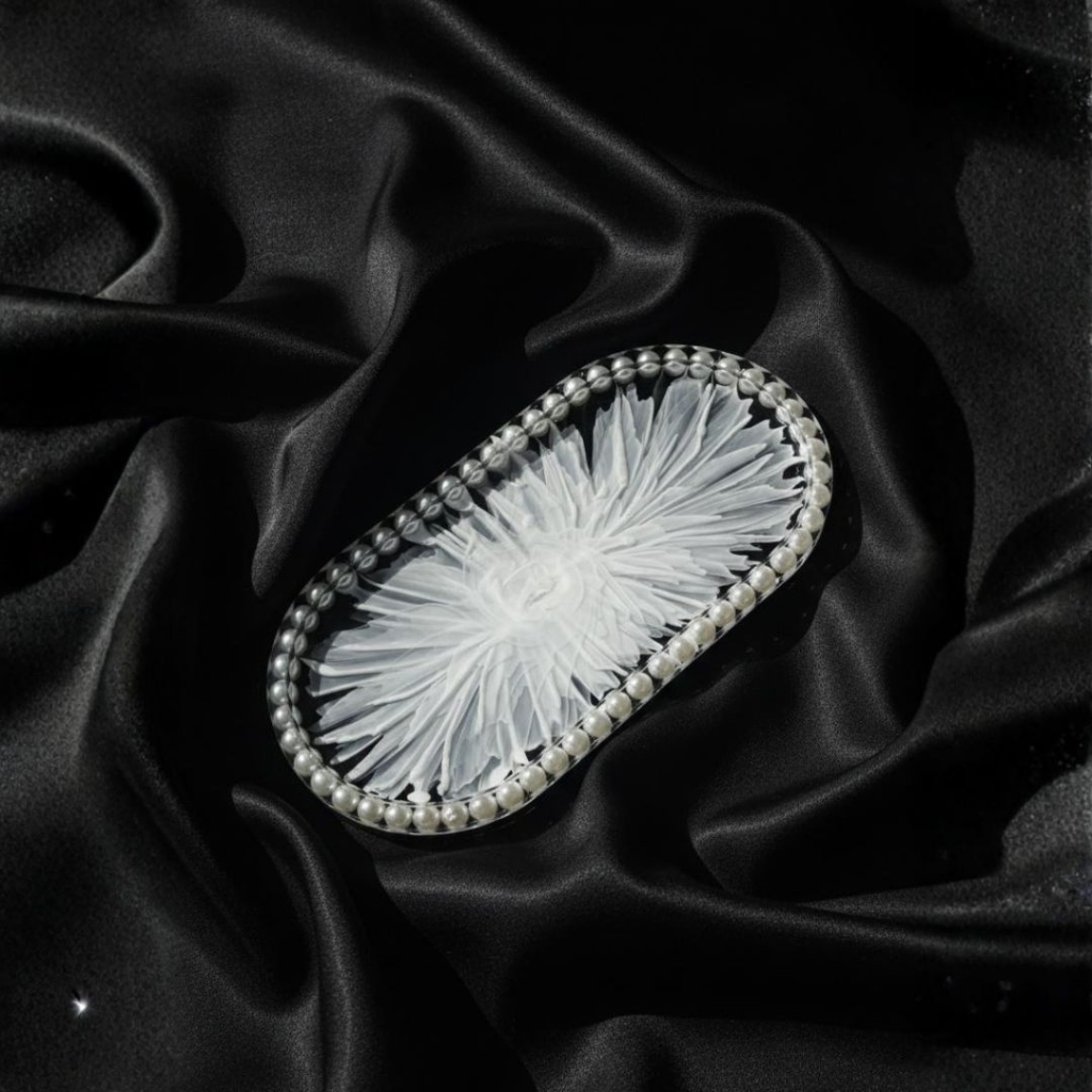 Handmade White Resin Pearl Vanity Tray