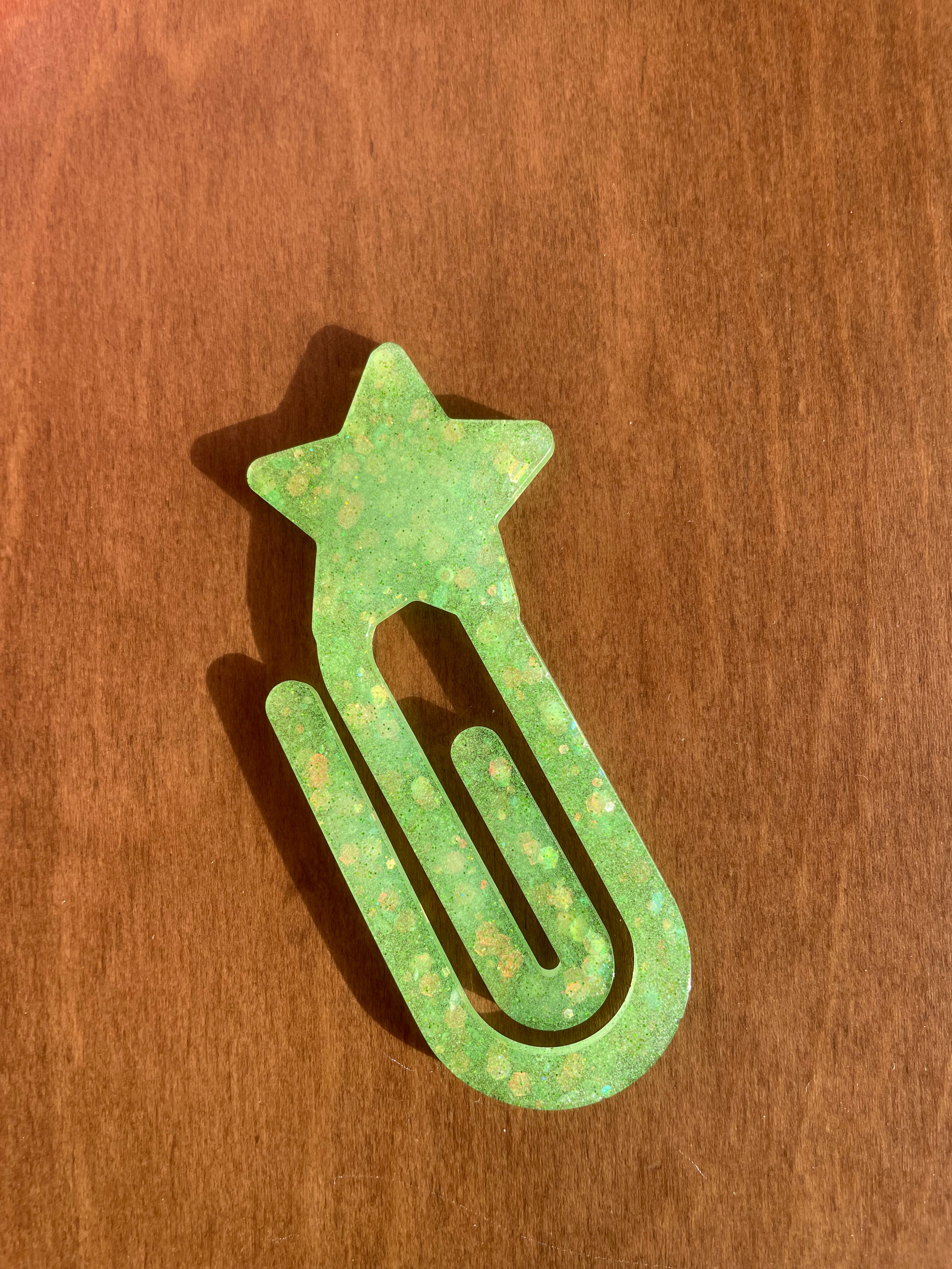Handmade Green Star Resin Paperclip Bookmark