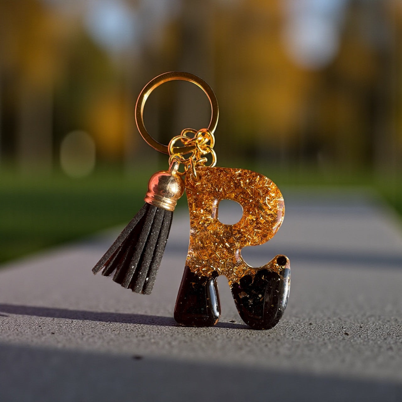 Handmade R Resin Gold Foil Keychain