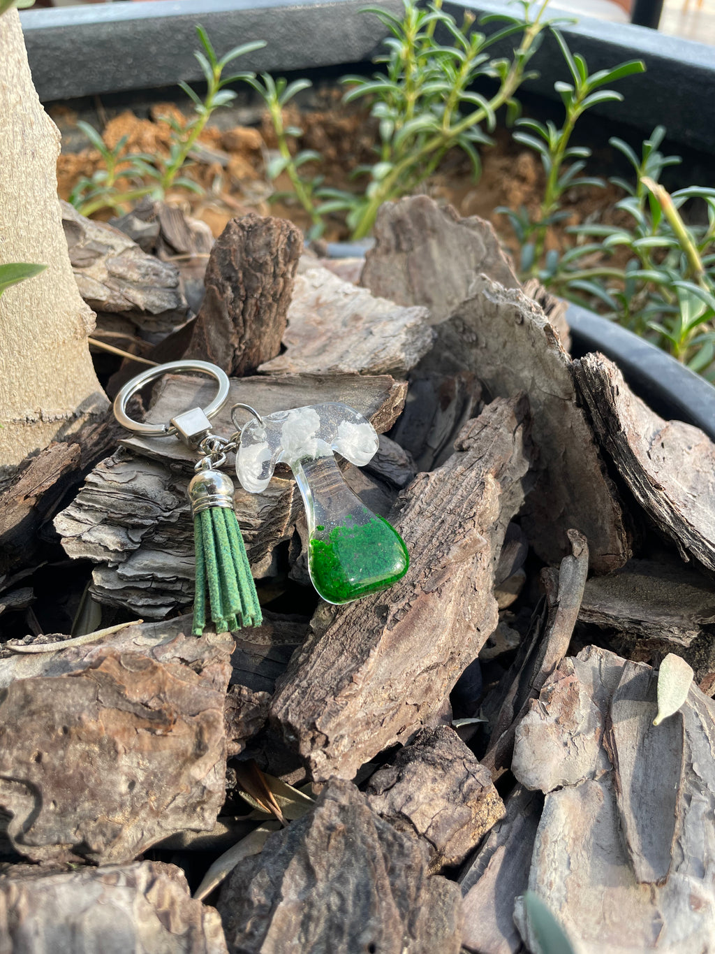 T Resin Letter Keychain - Green