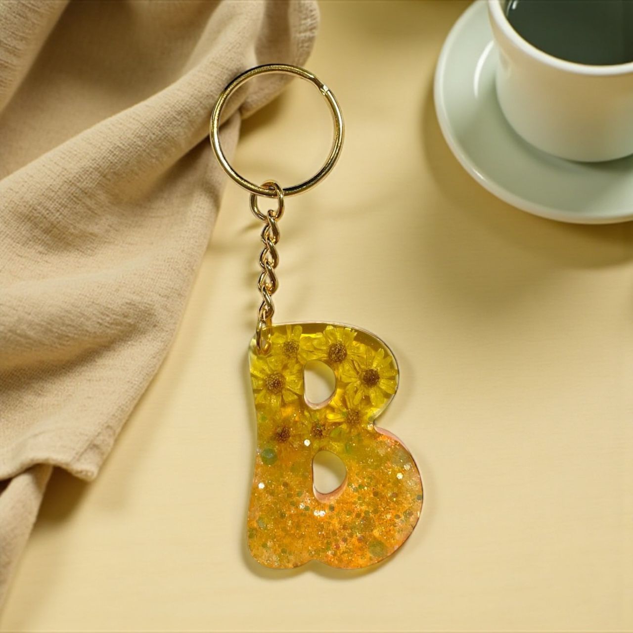 Resin Initial Keychain B - Dried Flowers Glitter