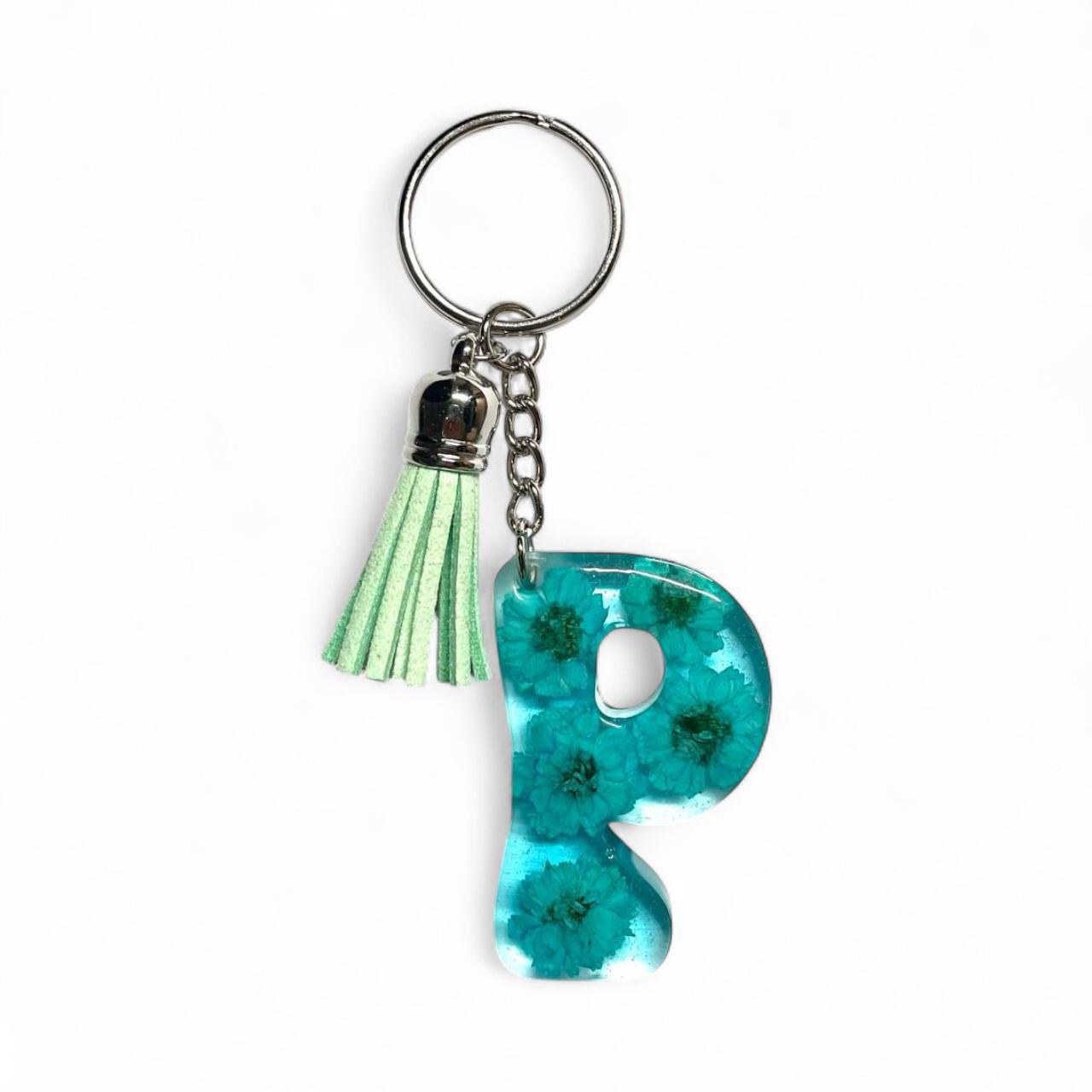 Resin Initial Keychain P – Natural Dried Flowers