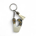Resin Initial Keychain V – Natural Dried Flowers