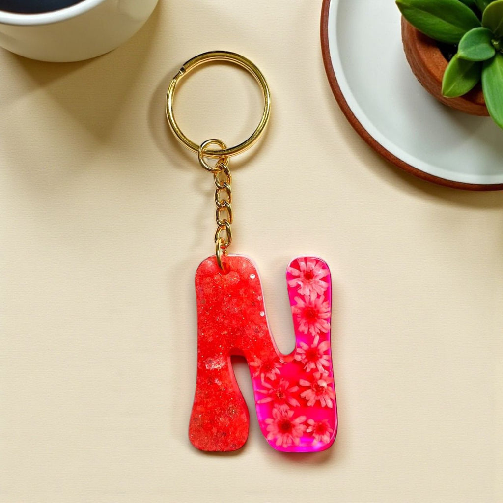 Resin Initial Keychain N – Glitter Sequins